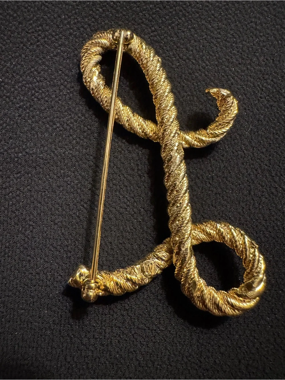 Vintage Gold Tone Letter L Textured Rope Brooch